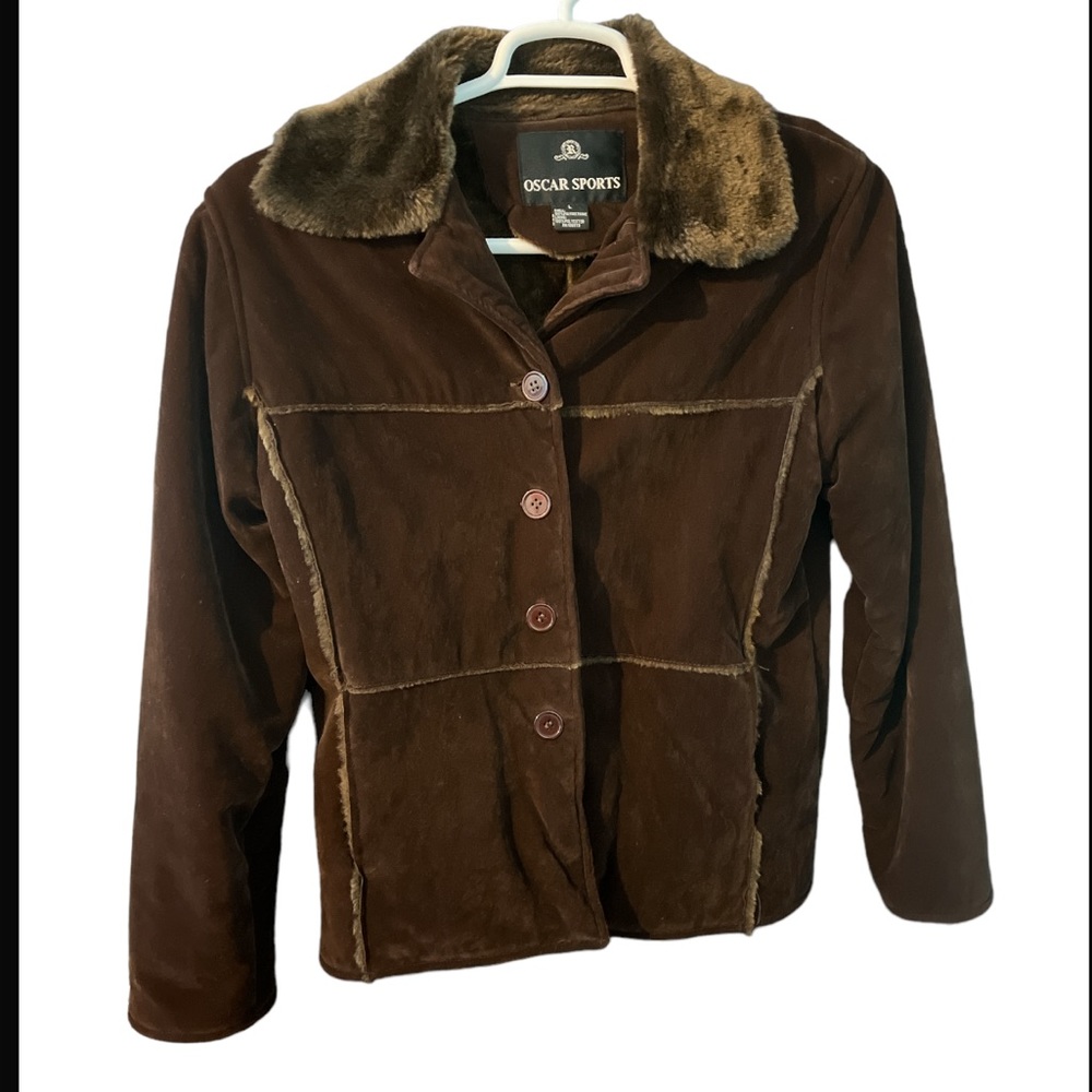 Oscar Sports Women’s suede look faux collar fur